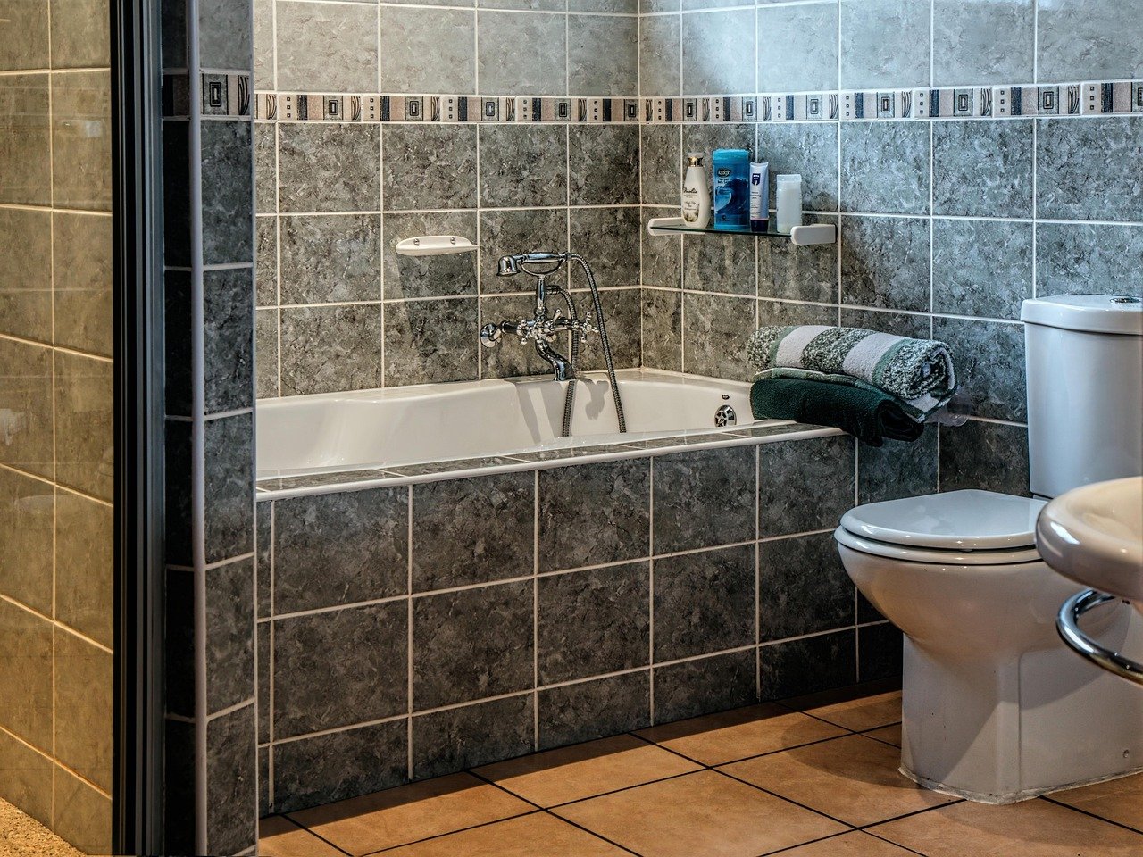 bathroom, bath, tub, toilet, bathtub, towel, clean, wash, tile, home, house, hotel, bathroom, bathroom, bathroom, bathroom, bathroom, toilet, toilet, toilet